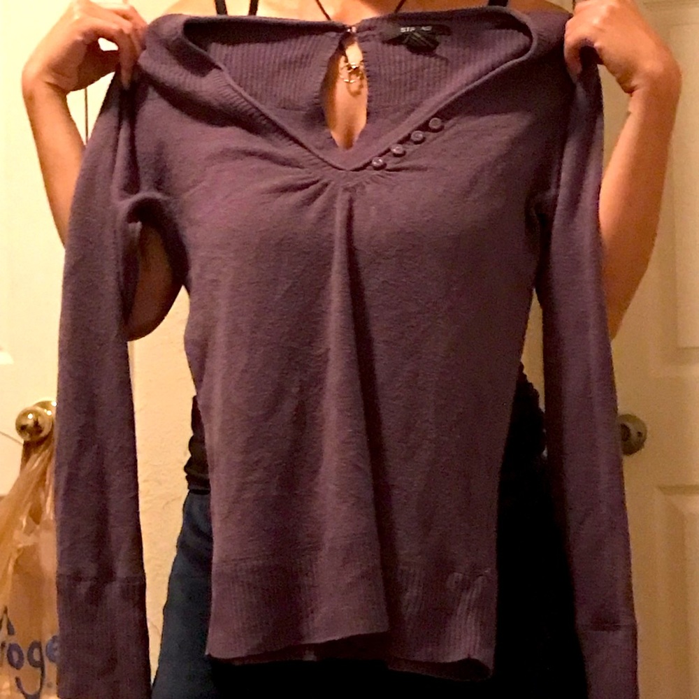 Long sleeve sweater